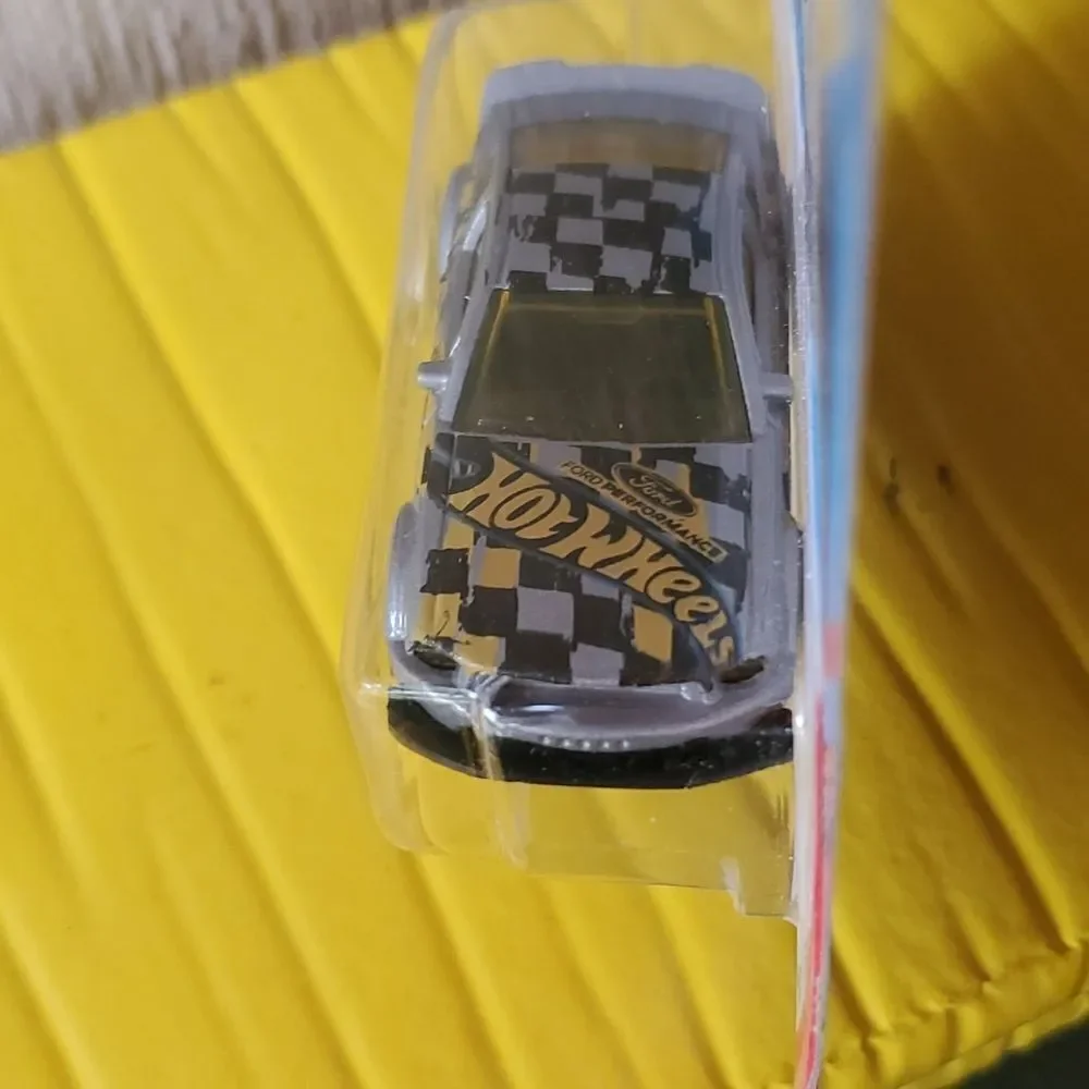 Hot Wheels 2021 2005 Ford Mustang Checkered Spoiler Alert Car NEW